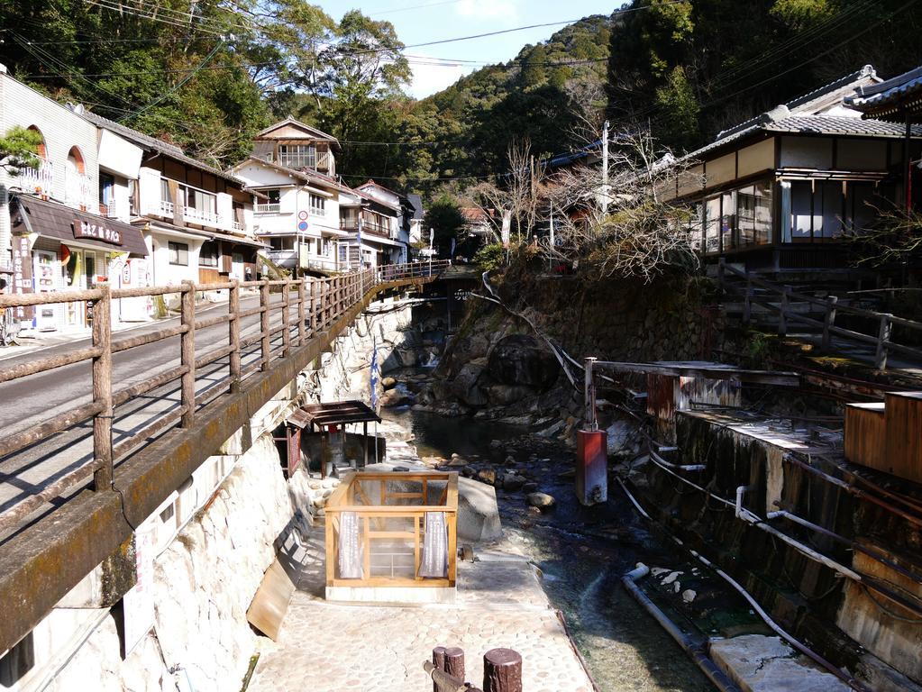 J-Hoppers Kumano Yunomine Guesthouse Хонгу Екстер'єр фото